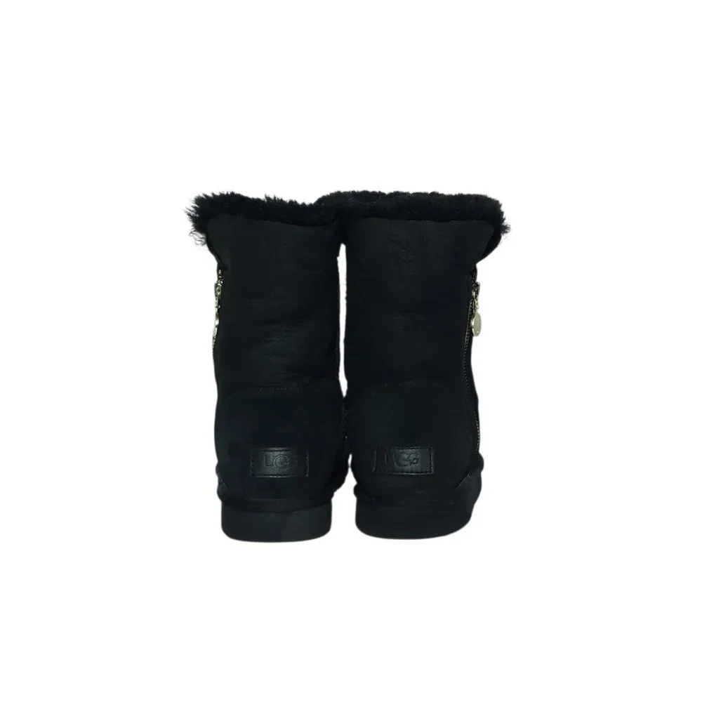 UGG Bailey Zip Short Boot Black Suede Shearling Fur Lined Boots Women’s Size 8